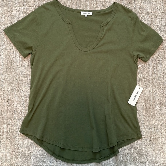 NWT Another Love short sleeve green tee - Picture 5 of 7